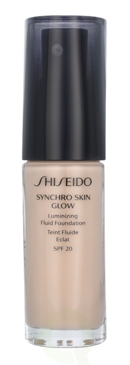 Shiseido Synchro Skin Glow Luminizing Foundation SPF20 30 ml #1 Natural i gruppen SKÖNHET & HÄLSA / Makeup / Basmakeup / Foundation hos TP E-commerce Nordic AB (C55702)