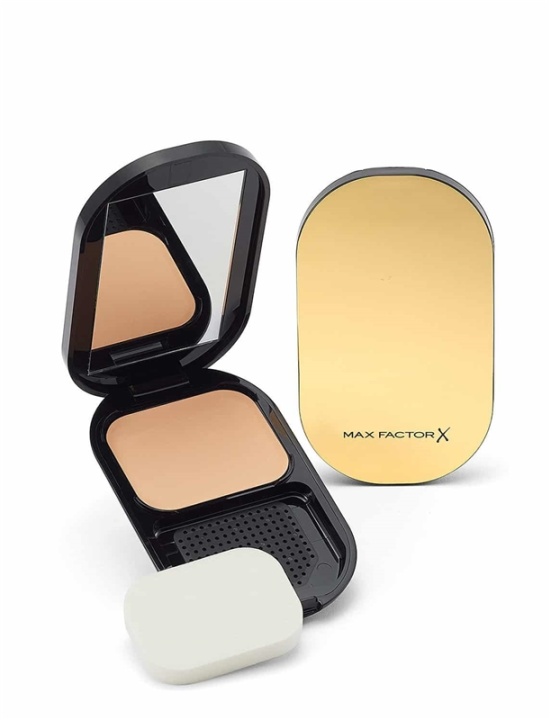 Max Factor Facefinity Compact Foundation 02