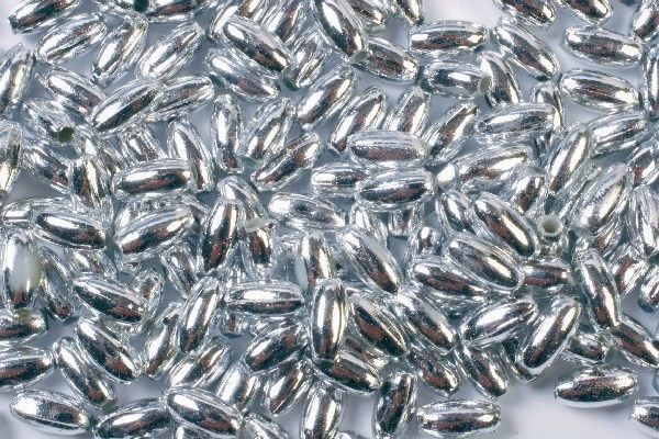 Risformade plastpärlor 3x6 500g