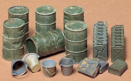 Tamiya 1/35 JERRY CANS