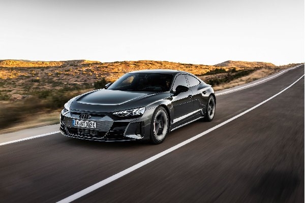 Revell Model Set Audi e-tron GT easy-click-system