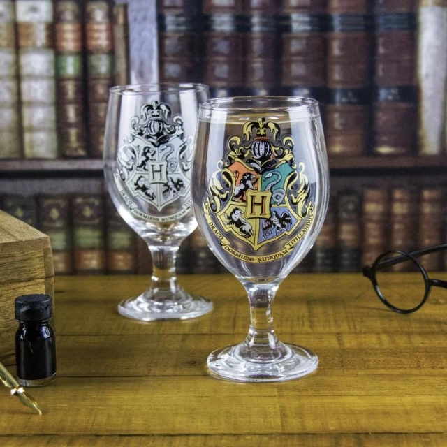 Paladone Hogwarts vattenglas med färgskiftning V2
