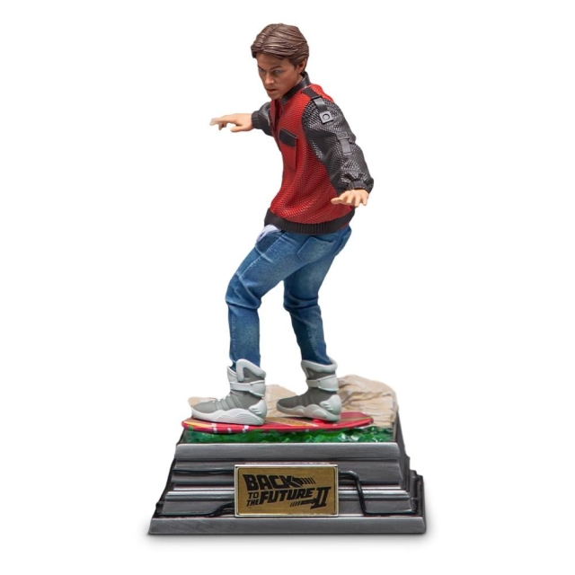 Tillbaka till framtiden II - Marty McFly på Hoverboard Staty Konst Skala 1/10