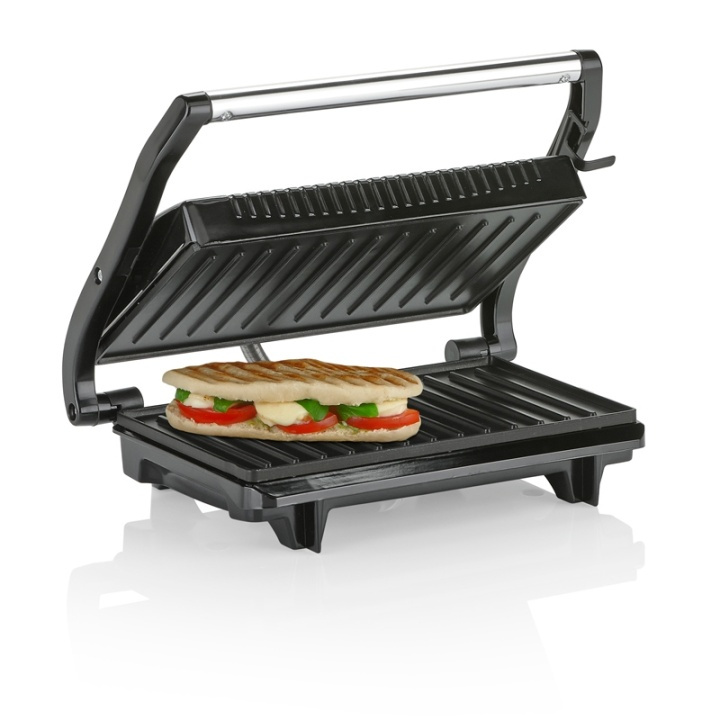 Tristar Kontaktgrill 2 grillplattor GR-2846 i gruppen HEM, HUSHÅLL & TRÄDGÅRD / Hushållsmaskiner / Brödrostar & Bordsgrillar / Bordsgrillar & Raclette hos TP E-commerce Nordic AB (38-45962)