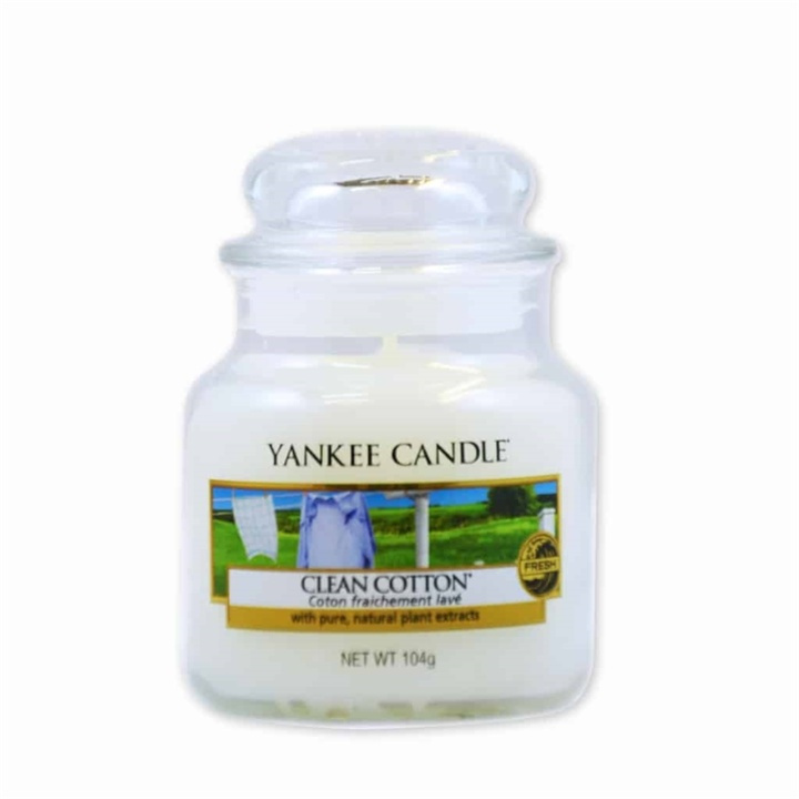 Yankee Candle Classic Small Jar Clean Cotton Candle 104g i gruppen SKÖNHET & HÄLSA / Doft & Parfym / Övrig doft / Doftljus hos TP E-commerce Nordic AB (38-59337)