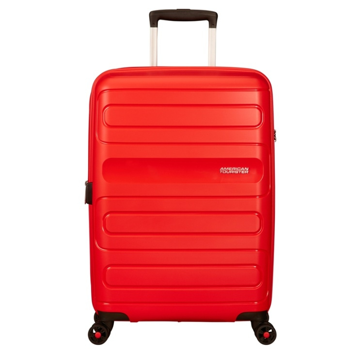 American Tourister Sunside Sp 77 Exp. Röd i gruppen SPORT, FRITID & HOBBY / Resetillbehör / Resväskor hos TP E-commerce Nordic AB (38-66254)