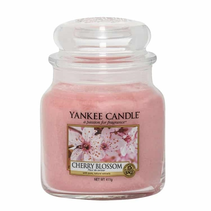 Yankee Candle Classic Medium Cherry Blossom Candle 411g i gruppen SKÖNHET & HÄLSA / Doft & Parfym / Övrig doft / Doftljus hos TP E-commerce Nordic AB (38-67658)