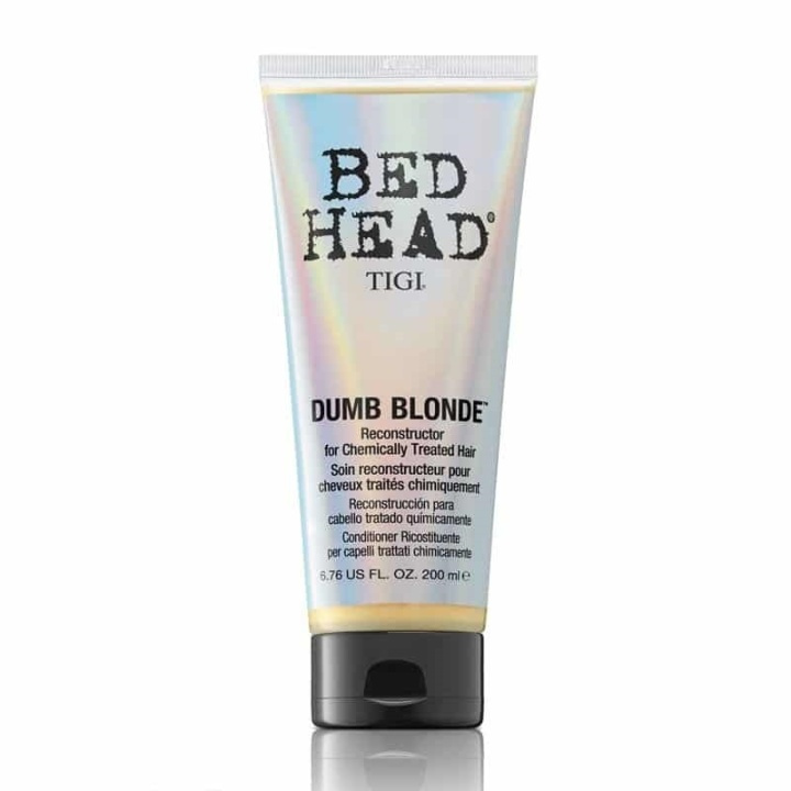 TIGI Bed Head Dumb Blonde Reconstructor 200ml i gruppen SKÖNHET & HÄLSA / Hår & Styling / Hårvårdsprodukter / Balsam hos TP E-commerce Nordic AB (38-68104)