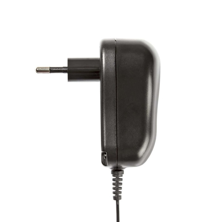 Nedis Universal nätadapter | 12 W | 3 - 12 V DC | 1.80 m | 2.0 A | 6 plug(s) | Svart i gruppen DATORER & KRINGUTRUSTNING / Bärbara datorer & tillbehör / Datorladdare / Laddare till laptop / Universal hos TP E-commerce Nordic AB (38-73093)