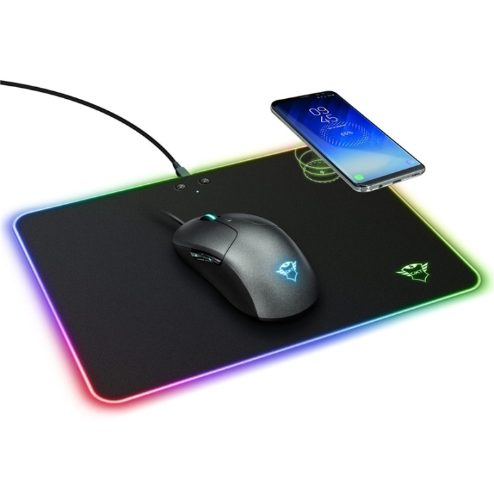 Trust GXT 750 Qlide RGB Mouse pad Qi i gruppen DATORER & KRINGUTRUSTNING / Gaming / Musmattor hos TP E-commerce Nordic AB (38-76823)
