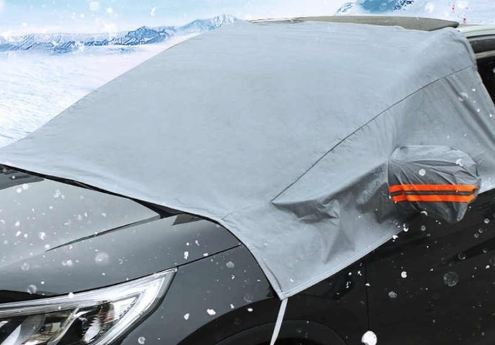 Snö- och solskydd till bilen, 2,1 x 2,4 x 1,4 m i gruppen BIL / Biltillbehör / Vinterutrustning till bil hos TP E-commerce Nordic AB (38-81917)