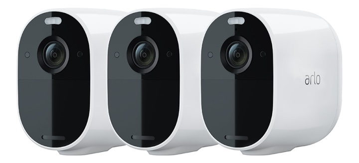 ARLO ESSENTIAL SPOTLIGHT CAMERA 3-PACK i gruppen HEM, HUSHÅLL & TRÄDGÅRD / Larm & Säkerhet / Övervakningskameror / Digitalt (Nätverk) / Utomhuskameror hos TP E-commerce Nordic AB (38-93038)