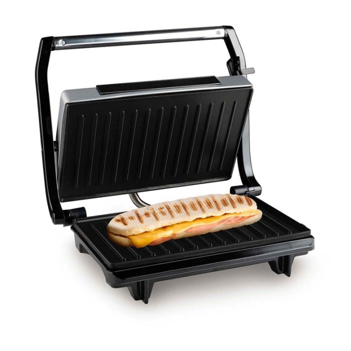 Alpina Paninigrill 700W i gruppen HEM, HUSHÅLL & TRÄDGÅRD / Hushållsmaskiner / Brödrostar & Bordsgrillar / Bordsgrillar & Raclette hos TP E-commerce Nordic AB (A00026)