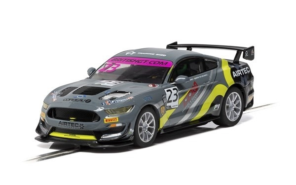 Ford Mustang GT4 - British GT 2019 - RACE Perform i gruppen LEKSAKER, BARN- & BABYPRODUKTER / Radiostyrt / Bilbanor / Bilar hos TP E-commerce Nordic AB (A01483)