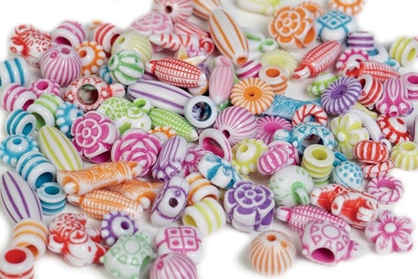 Pearl`n fun Pärlmix 125g i gruppen SPORT, FRITID & HOBBY / Hobby / Pärlor / Plastpärlor hos TP E-commerce Nordic AB (A05255)