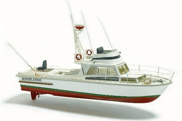 1:30 White Star - Plastic hull i gruppen SPORT, FRITID & HOBBY / Hobby / Trämodeller / Skepp hos TP E-commerce Nordic AB (A05413)