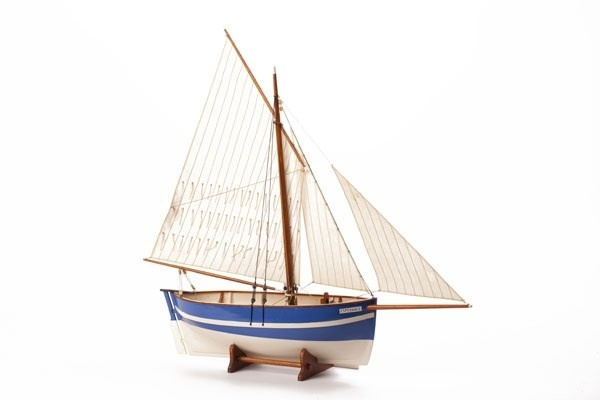 1:30 ESPERANCE - Wooden hull i gruppen SPORT, FRITID & HOBBY / Hobby / Trämodeller / Skepp hos TP E-commerce Nordic AB (A05441)