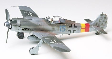 Tamiya 1/48 FOCKE WULF FW190-D9 i gruppen SPORT, FRITID & HOBBY / Hobby / Plastmodeller / Flyg/Helikoptrar hos TP E-commerce Nordic AB (A06214)