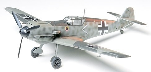 Tamiya 1/48 MESSERSCHMITT BF109-E i gruppen SPORT, FRITID & HOBBY / Hobby / Plastmodeller / Flyg/Helikoptrar hos TP E-commerce Nordic AB (A06216)