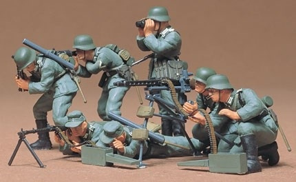 Tamiya 1/35 TYSK MASKINGEVÄRSPOST i gruppen SPORT, FRITID & HOBBY / Hobby / Plastmodeller / Figurer hos TP E-commerce Nordic AB (A06254)