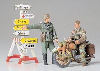 Tamiya 1/35 TYSK MOTORCYKEL ORDONNANS i gruppen SPORT, FRITID & HOBBY / Hobby / Plastmodeller / Militärfordon (Land) hos TP E-commerce Nordic AB (A06333)