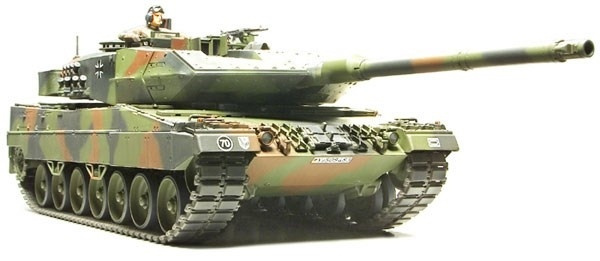 Tamiya 1/35 LEOPARD 2 A6 MBT i gruppen SPORT, FRITID & HOBBY / Hobby / Plastmodeller / Militärfordon (Land) hos TP E-commerce Nordic AB (A06351)