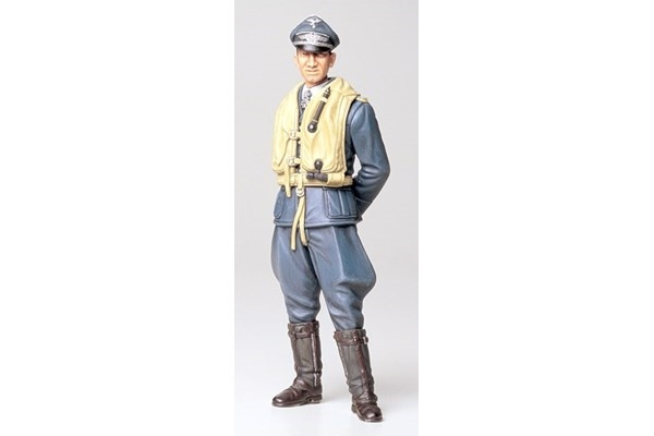 Tamiya 1/16 LUFTWAFFE ACE PILOT i gruppen SPORT, FRITID & HOBBY / Hobby / Plastmodeller / Figurer hos TP E-commerce Nordic AB (A06357)