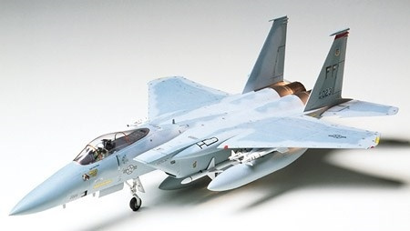 Tamiya 1/48 F-15C Eagle i gruppen SPORT, FRITID & HOBBY / Hobby / Plastmodeller / Flyg/Helikoptrar hos TP E-commerce Nordic AB (A06381)