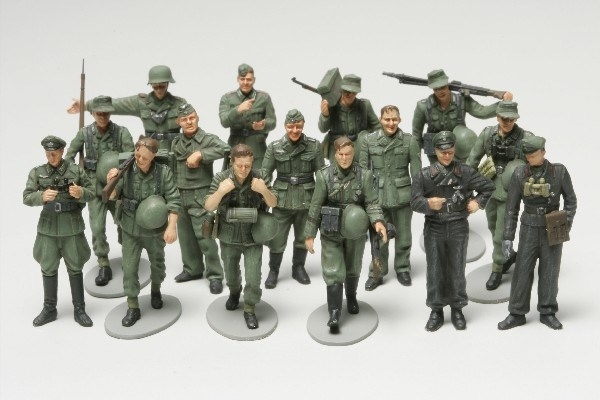 Tamiya 1/48 Tysk infanteri på manøvre i gruppen SPORT, FRITID & HOBBY / Hobby / Plastmodeller / Figurer hos TP E-commerce Nordic AB (A06397)