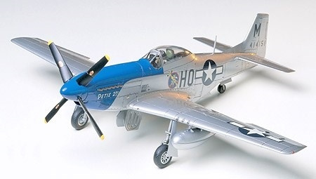 Tamiya 1/48 N.A.P-51D Mustang 8th AF i gruppen SPORT, FRITID & HOBBY / Hobby / Plastmodeller / Flyg/Helikoptrar hos TP E-commerce Nordic AB (A06405)