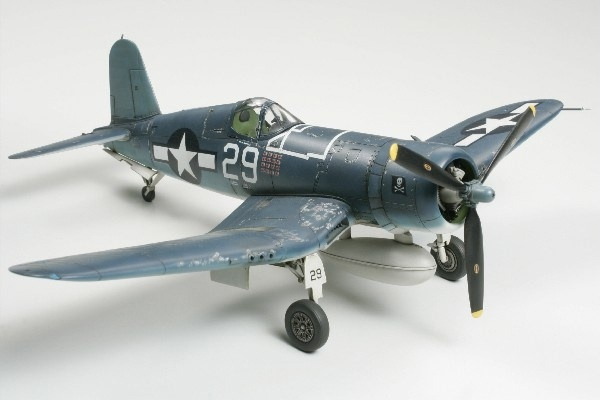 Tamiya 1/72 Vought F4U-1A Corsair i gruppen SPORT, FRITID & HOBBY / Hobby / Plastmodeller / Flyg/Helikoptrar hos TP E-commerce Nordic AB (A06420)