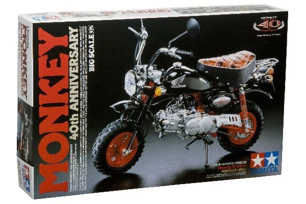 Tamiya 1/6 Honda Monkey 40th anniversary i gruppen SPORT, FRITID & HOBBY / Hobby / Plastmodeller / Motorcyklar hos TP E-commerce Nordic AB (A06433)