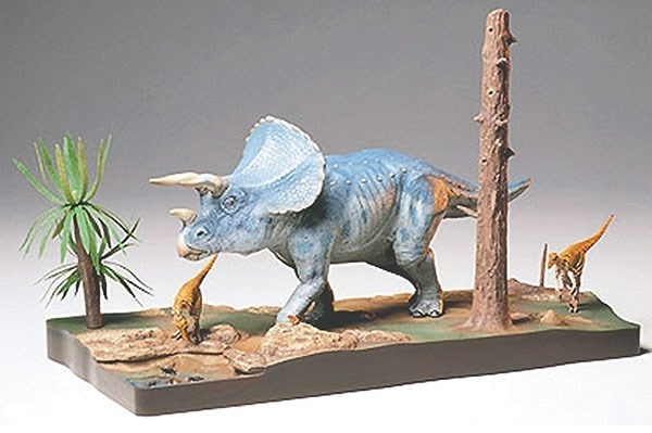 Tamiya 1/35 Triceratops diorama i gruppen SPORT, FRITID & HOBBY / Hobby / Plastmodeller / Diverse hos TP E-commerce Nordic AB (A06464)