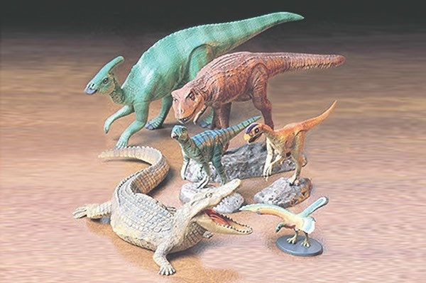 Tamiya 1/35 Mesozoic creatures i gruppen SPORT, FRITID & HOBBY / Hobby / Plastmodeller / Diverse hos TP E-commerce Nordic AB (A06466)