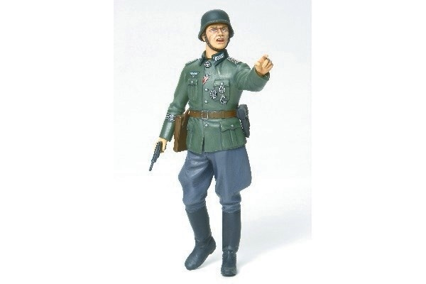 Tamiya 1/16 German field commander i gruppen SPORT, FRITID & HOBBY / Hobby / Plastmodeller / Figurer hos TP E-commerce Nordic AB (A06504)