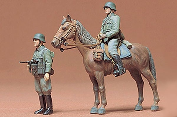 Tamiya 1/35 German Mounted Infantry i gruppen SPORT, FRITID & HOBBY / Hobby / Plastmodeller / Militärfordon (Land) hos TP E-commerce Nordic AB (A06519)