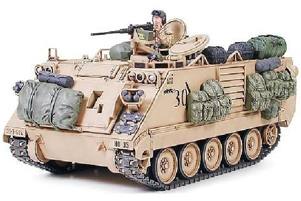 Tamiya 1/35 US M113A2 Desert Ver. i gruppen SPORT, FRITID & HOBBY / Hobby / Plastmodeller / Militärfordon (Land) hos TP E-commerce Nordic AB (A06607)