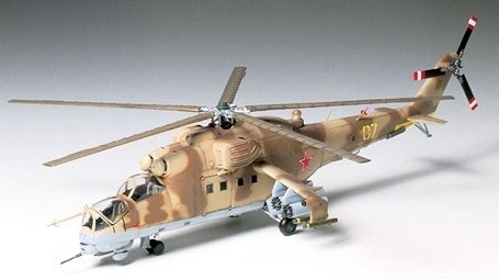 Tamiya 1/72 Mil Mi-24 Hind i gruppen SPORT, FRITID & HOBBY / Hobby / Plastmodeller / Flyg/Helikoptrar hos TP E-commerce Nordic AB (A06643)