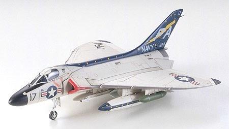 Tamiya 1/72 Skyray i gruppen SPORT, FRITID & HOBBY / Hobby / Plastmodeller / Flyg/Helikoptrar hos TP E-commerce Nordic AB (A06646)