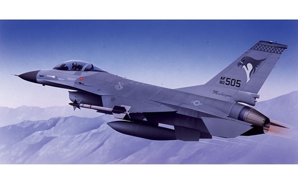 Airfix General Dynamics F-16A/B Fighting Falcon 1:72 i gruppen SPORT, FRITID & HOBBY / Hobby / Plastmodeller / Startkit/Gåvoset hos TP E-commerce Nordic AB (A06868)