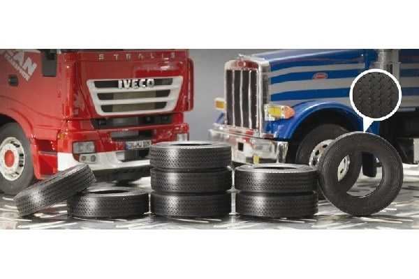 Italeri 1:24 TRUCK RUBBER TYRES (8x) i gruppen SPORT, FRITID & HOBBY / Hobby / Plastmodeller / Bilar hos TP E-commerce Nordic AB (A07086)