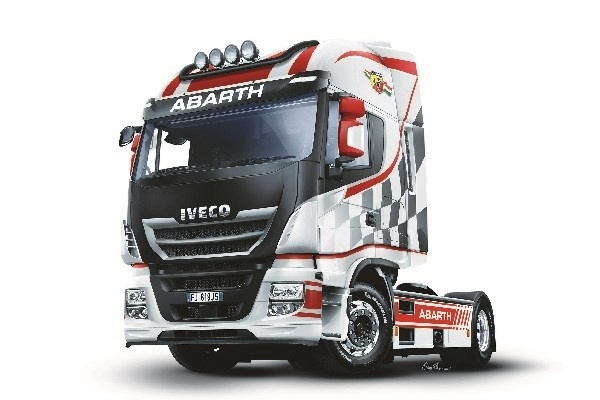 Italeri 1:24 Iveco E5 HI-WY \'Abarth i gruppen SPORT, FRITID & HOBBY / Hobby / Plastmodeller / Bilar hos TP E-commerce Nordic AB (A07189)