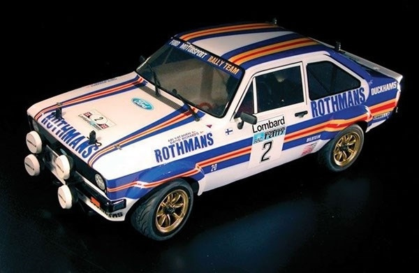 Italeri 1:24 Ford Escort RS1800 MK. II Lombard RAC Rally i gruppen SPORT, FRITID & HOBBY / Hobby / Plastmodeller / Bilar hos TP E-commerce Nordic AB (A07212)