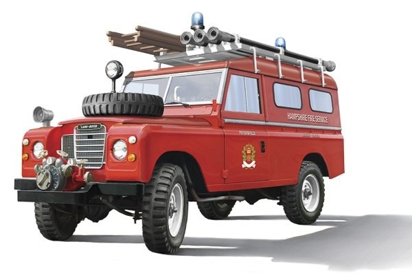 Italeri 1:24 Land Rover Fire Truck i gruppen SPORT, FRITID & HOBBY / Hobby / Plastmodeller / Bilar hos TP E-commerce Nordic AB (A07232)
