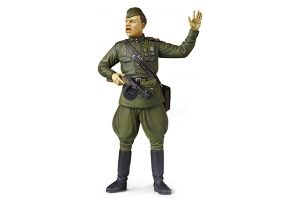 Tamiya 1/16 Russian Field Commander i gruppen SPORT, FRITID & HOBBY / Hobby / Plastmodeller / Figurer hos TP E-commerce Nordic AB (A07340)