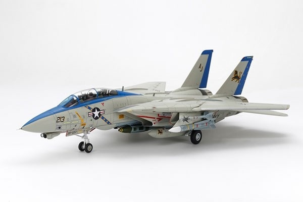 Tamiya 1/48 Grumman F-14D Tomcat i gruppen SPORT, FRITID & HOBBY / Hobby / Plastmodeller / Flyg/Helikoptrar hos TP E-commerce Nordic AB (A07358)