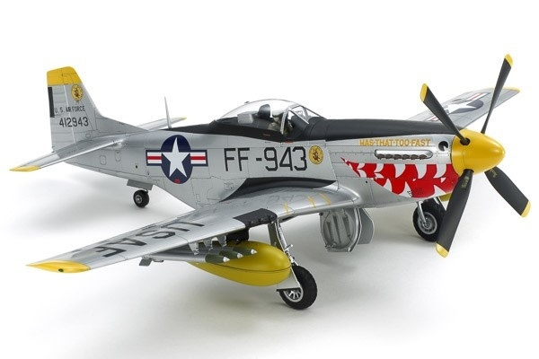 Tamiya 1:32 North American F-51D Mustang Korean War i gruppen SPORT, FRITID & HOBBY / Hobby / Plastmodeller / Flyg/Helikoptrar hos TP E-commerce Nordic AB (A07396)