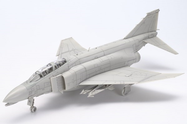 Tamiya 1/48 McDonnell Douglas T F-4B Phantom II T i gruppen SPORT, FRITID & HOBBY / Hobby / Plastmodeller / Flyg/Helikoptrar hos TP E-commerce Nordic AB (A07422)