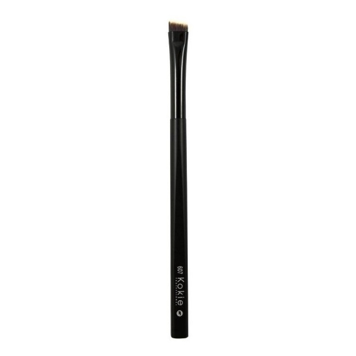 Kokie Cosmetics Kokie Large Angled Eyeliner Brush BR607 i gruppen SKÖNHET & HÄLSA / Makeup / Verktyg & Sminkset / Borstar & Penslar hos TP E-commerce Nordic AB (A11313)