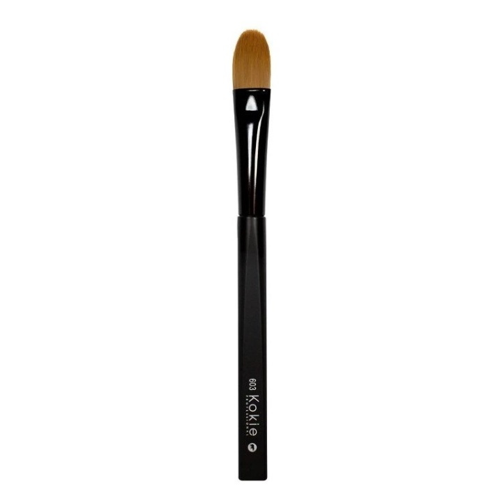 Kokie Cosmetics Kokie Large Concealer Brush BR603 i gruppen SKÖNHET & HÄLSA / Makeup / Verktyg & Sminkset / Borstar & Penslar hos TP E-commerce Nordic AB (A11314)